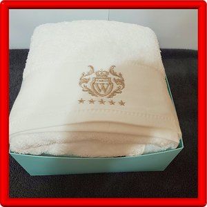 WIIKWEEK 100% Cotton Bath Towel Set - 27"x 54" White Luxury - 2 Pcs.- Large Bath